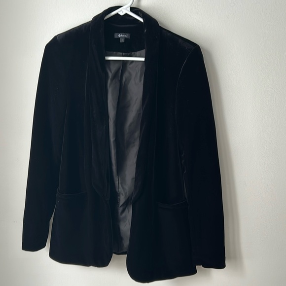 Reitmans Jackets & Blazers - Reitmans Velour Blazer